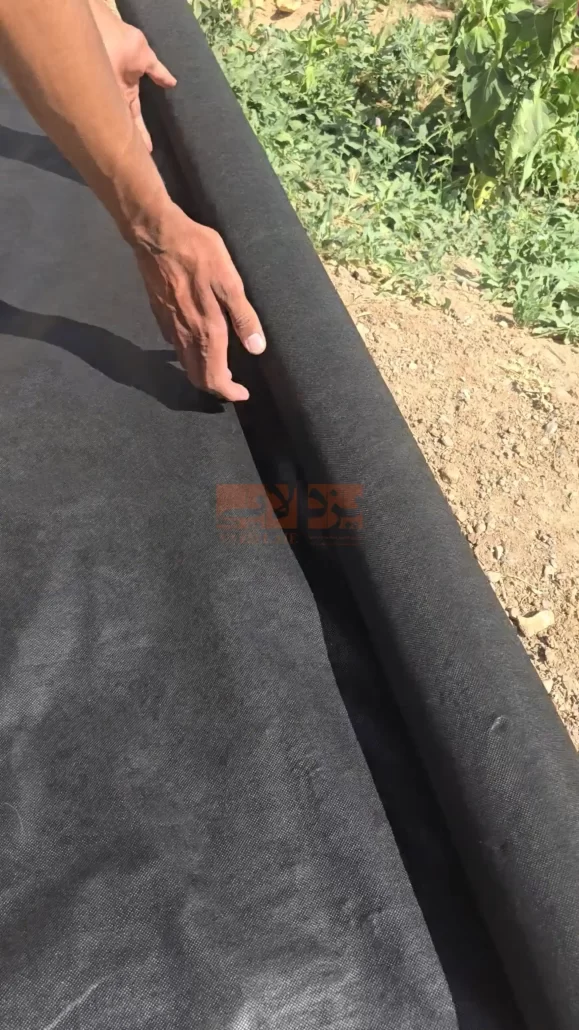 کف پوش ضد علف هرز